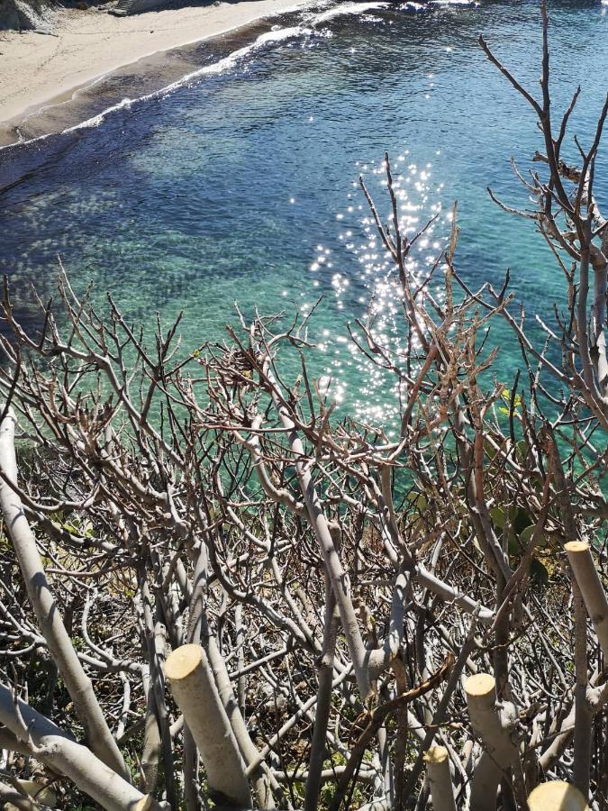 La Casa Nella Roccia Villa Terrasini Luaran gambar