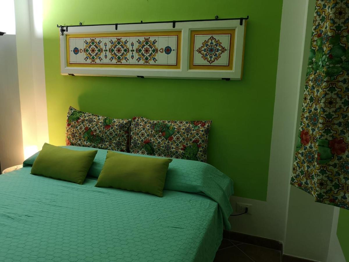 La Casa Nella Roccia Villa Terrasini Luaran gambar