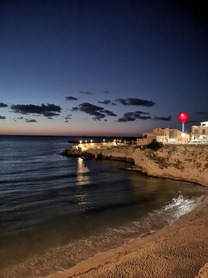 La Casa Nella Roccia Villa Terrasini Luaran gambar